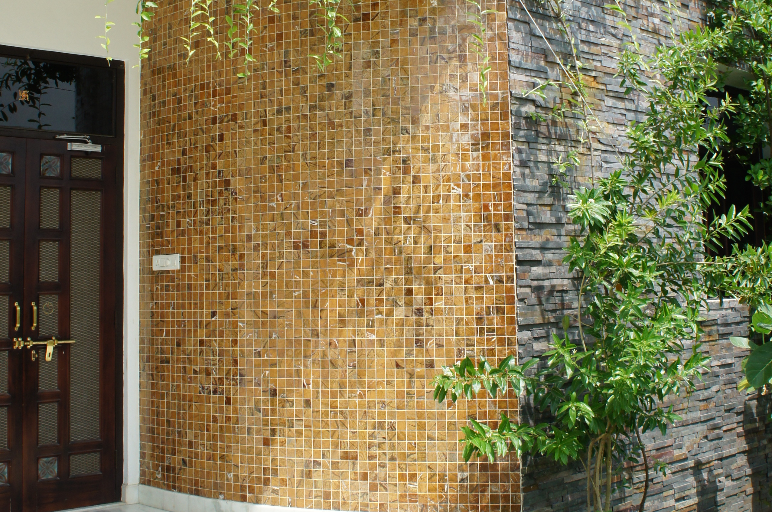 exterior wall stones